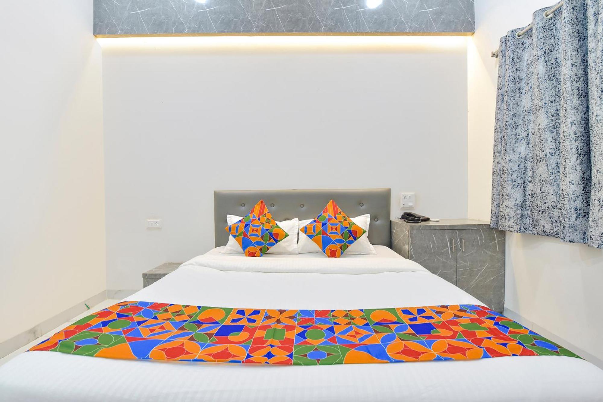 Fabhotel Grand Embassy Indore Exterior photo